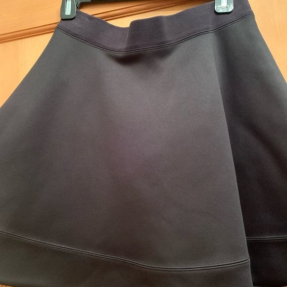 Kate Spade Black Circle Skirt - Picture 3 of 8